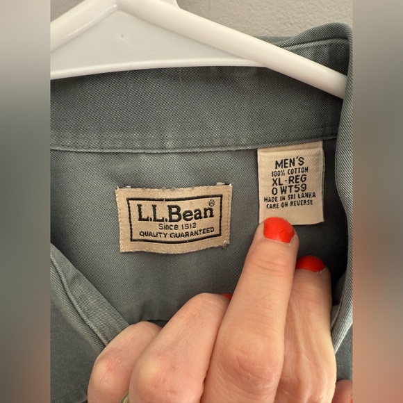 L.L. Bean Mens Blue Long Sleeve Collared Button Down Shirt SZ XL Reg 100% Cotton - Picture 2 of 8